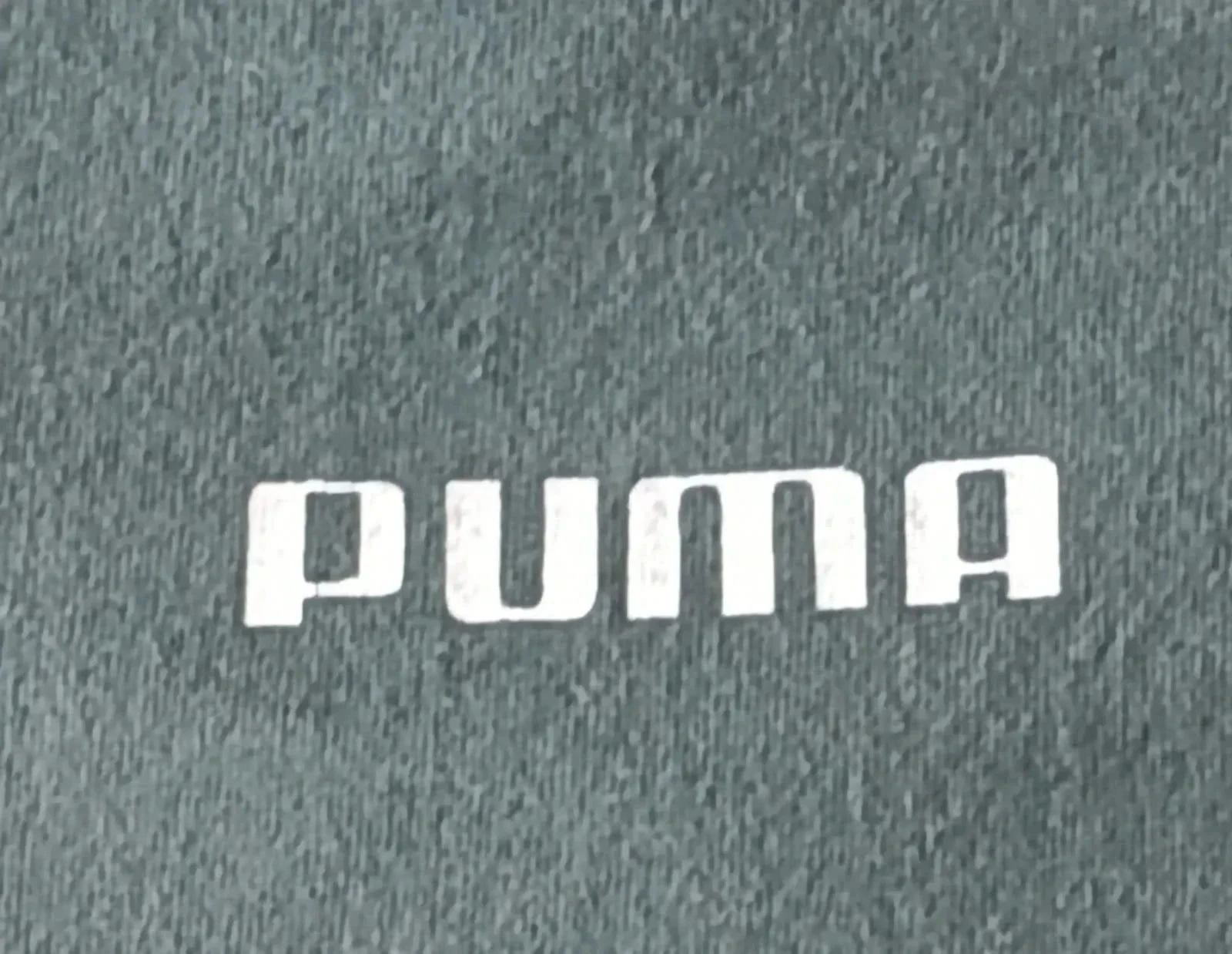 Camiseta Puma verde com Logo branco Tamanho XL – photo 7